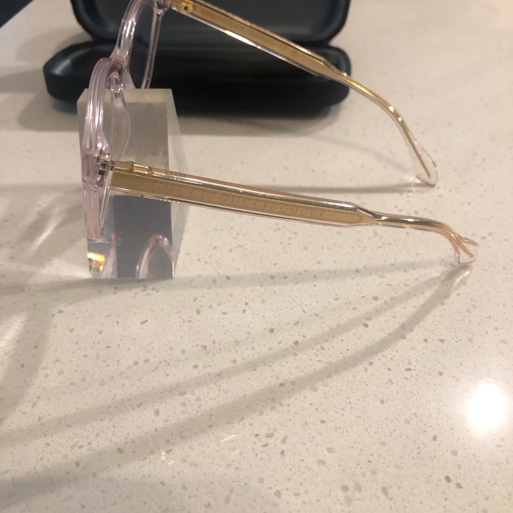 Gucci Transparent Blue Light Glasses - Picture 3 of 3
